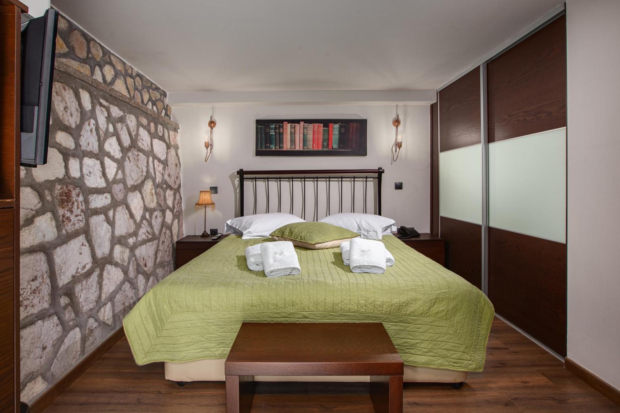 Vintage Suites Trikala Exterior foto