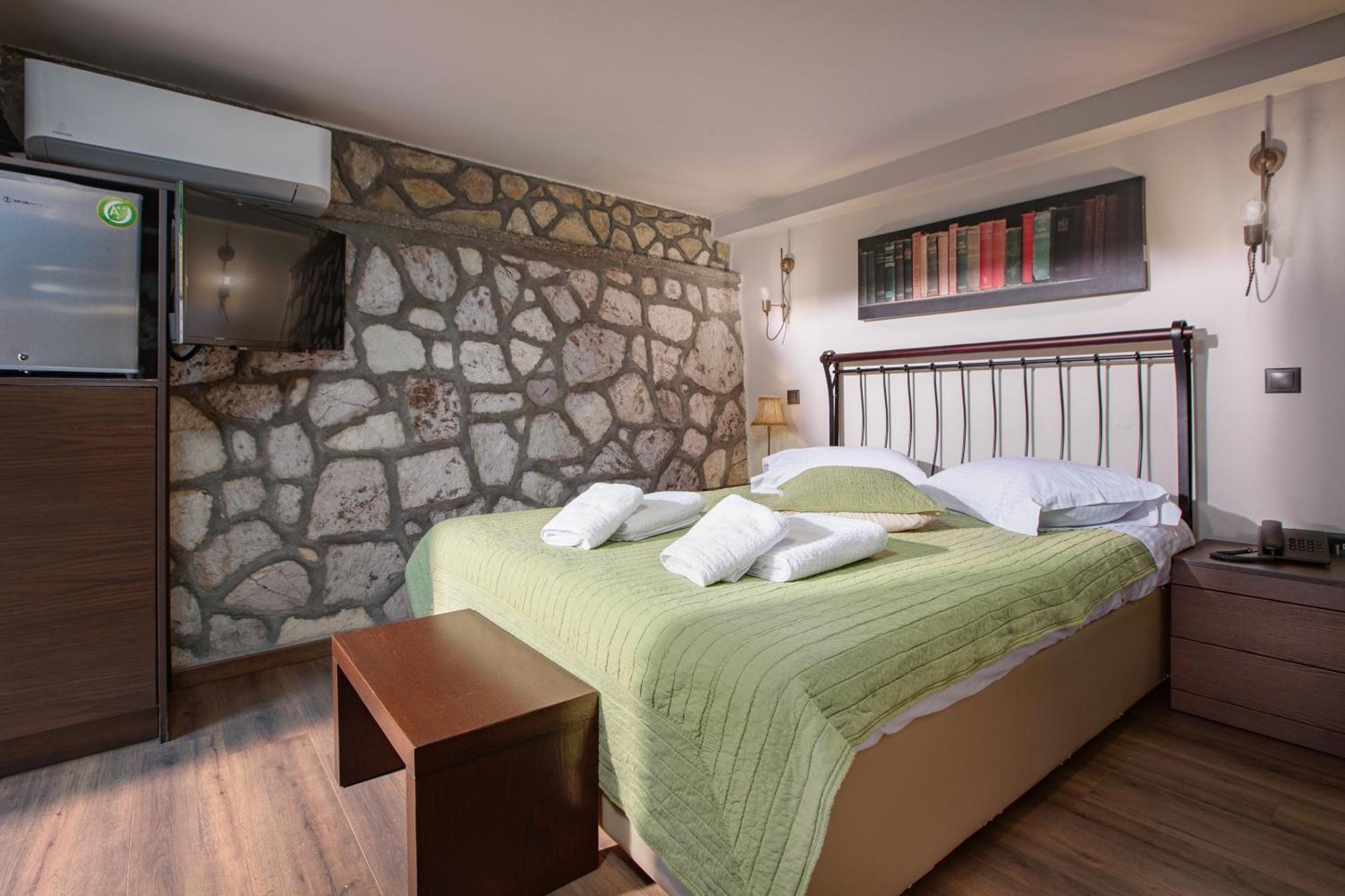 Vintage Suites Trikala Exterior foto